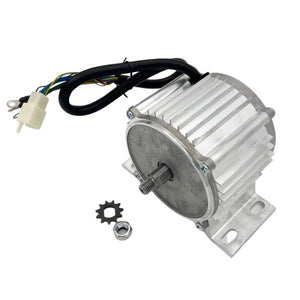 1200W 48V brushless elektrisk motor til Crosser med tilhørende møtrik og tandhjul, sølvfarvet med køleplader og sort kabel.