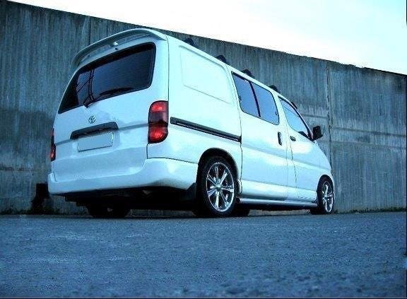 Maxton spoiler til Toyota Hiace – billede 1 af 2