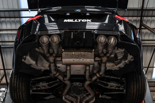 Milltek cat-back udstødning til BMW 2-serie M2 Coupe, resoneret, sorte tips – billede 2