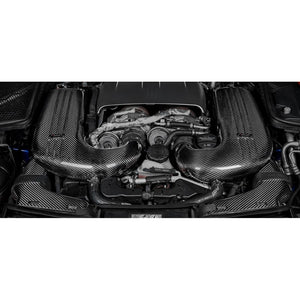 Eventuri carbon indsugningssystem til Mercedes X205 C63/C63S AMG varianter med højtydende luftfiltre og kulfiber komponenter.