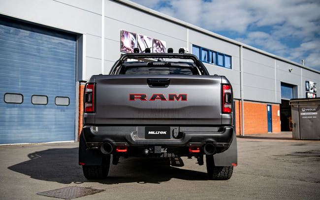 Milltek endrør til RAM 1500 TRX 6.2L Supercharged, sorte tips – billede 2