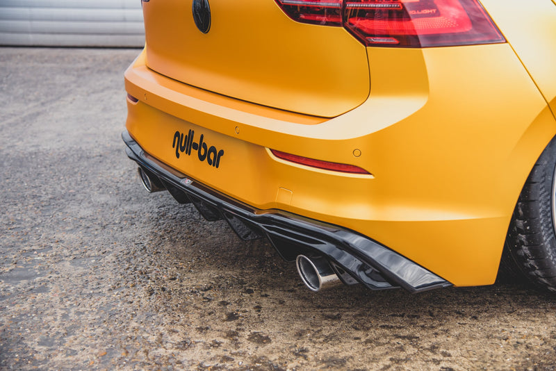 Maxton rear valance til Volkswagen Golf Mk8 – blank sort – billede 5 af 10