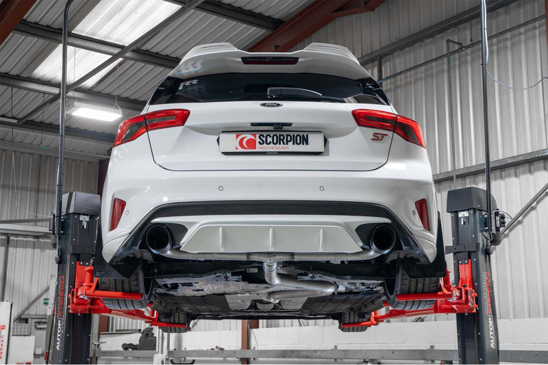 Scorpion GPF-back udstødning til Ford Focus, Daytona Ceramic, set bagfra