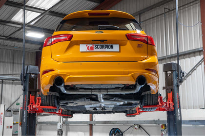 Scorpion GPF-back udstødning til Ford Focus, Daytona Ceramic, set bagfra