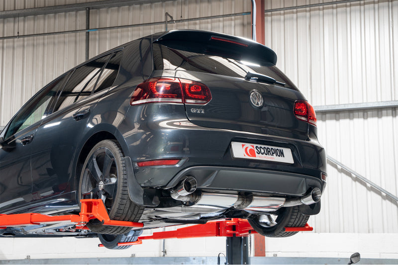 Scorpion cat-back udstødning til VW MK6 Golf GTI – resoneret, Daytona, set fra siden