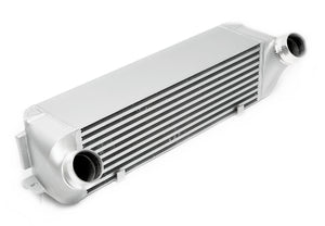 TA-Technix intercooler – Sølv intercooler med tilslutningsdele øverst