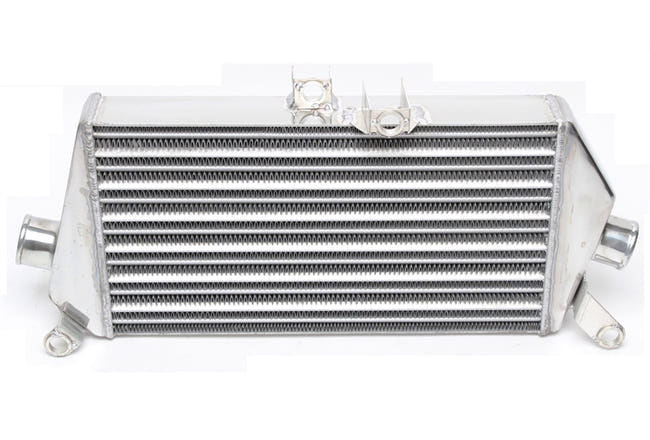TA-Technix Intercooler Mitsubishi Lancer EVO I-III CB/D – Sølv intercooler høj fra siden