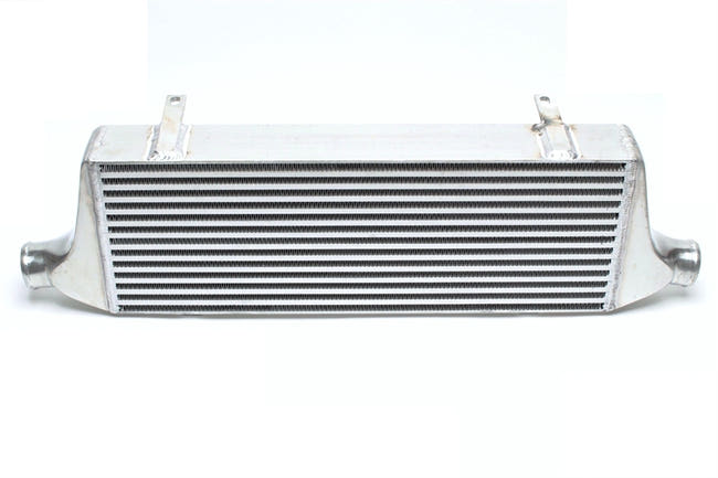 TA-Technix Intercooler Subaru Impreza WRX + STI – Sølv intercooler fra forsiden høj