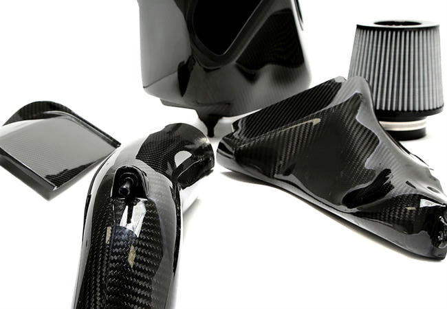 TA Technix Carbon Air Intake Audi A6 (4G, C7) – Carbon fiber luftindtagsboks kasse 3/4 visning