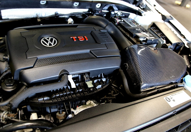 TA-Technix luftindsugning – Bilmotor sort carbonfiber dække