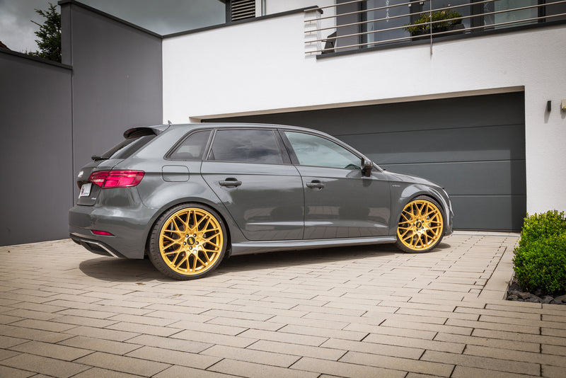 Audi A3 E-tron med KW-undervogn