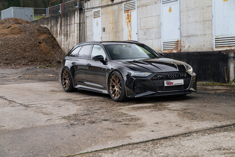 Audi RS6 type F2 C8 med KW-undervogn
