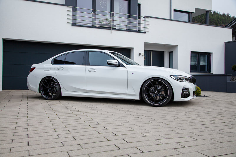 BMW 3er G20 med KW-undervogn