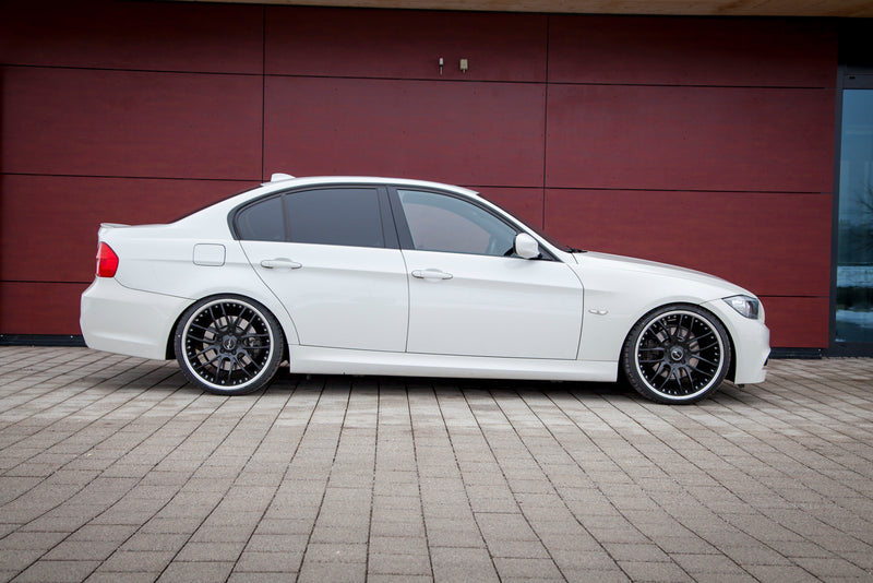 BMW 3er E90 med KW-undervogn