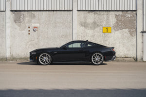 Ford Mustang VII type S650 med KW-undervogn