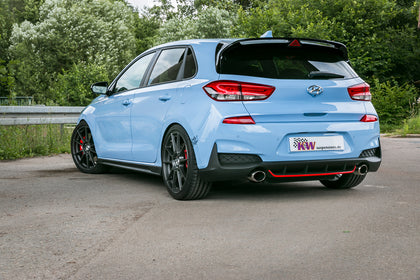 Hyundai i30 First Edition med KW-undervogn