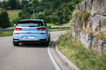 Hyundai i30 First Edition med KW-undervogn