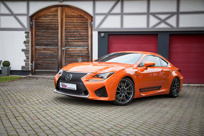 Lexus RC-F type UXC1 med KW-undervogn