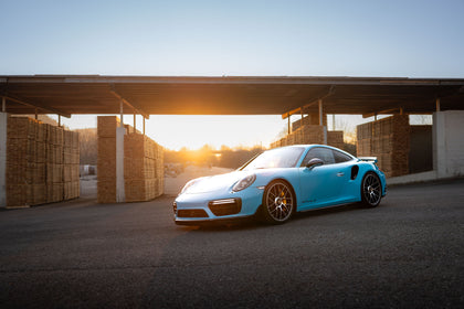 Porsche 911 991.2 Turbo med KW-undervogn