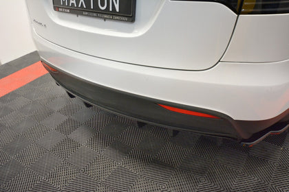 Maxton rear valance til Tesla Model X – blank sort – billede 2 af 6