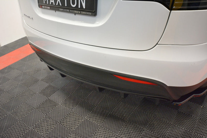 Maxton rear valance til Tesla Model X – blank sort – billede 2 af 6