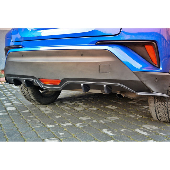 Maxton rear valance til Toyota C-HR – blank sort – billede 1 af 4