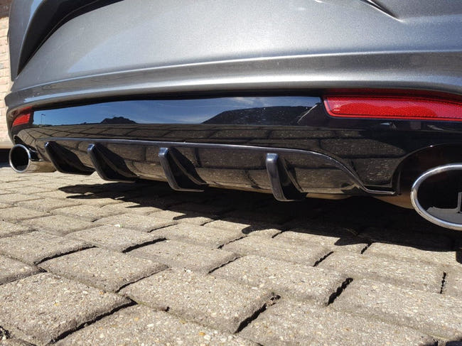Maxton rear valance til Volkswagen Scirocco Mk3 R Facelift – blank sort – billede 2 af 9