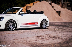Maxton sideskørter til Volkswagen Beetle – blank sort – billede 4 af 4