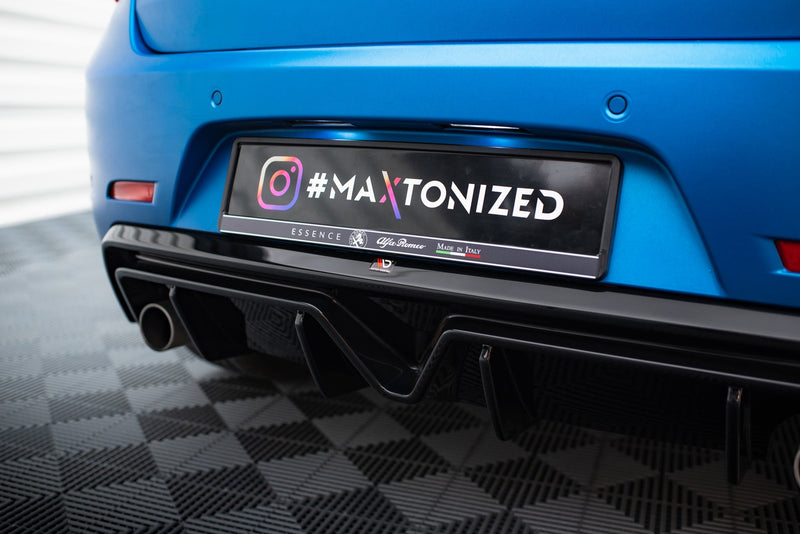 Maxton rear valance til Alfa Romeo Giulietta (Exhaust On Both Sides Version) – blank sort – billede 3 af 5