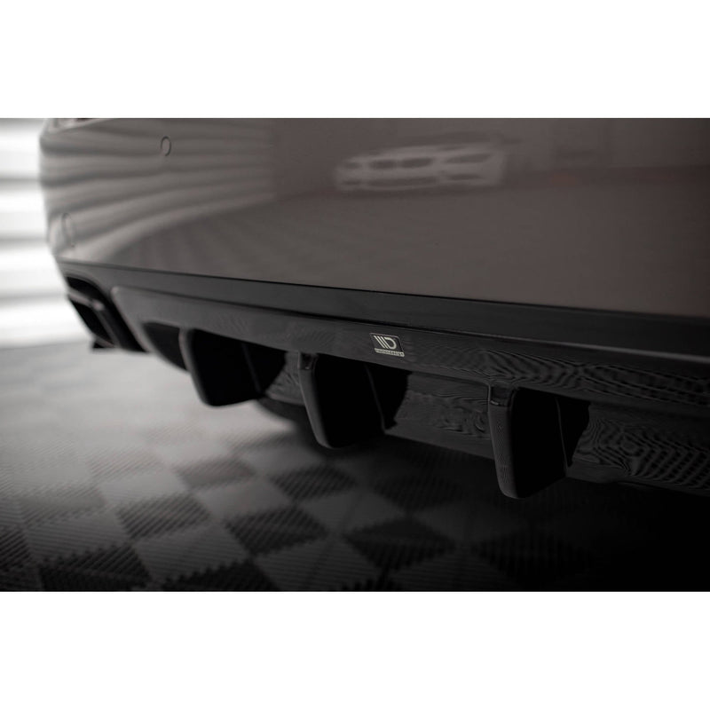 Maxton rear valance til Porsche Cayenne Turbo / Standard Mk2 – blank sort – billede 3 af 7