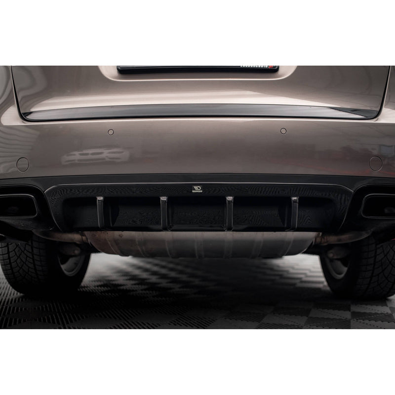 Maxton rear valance til Porsche Cayenne Turbo / Standard Mk2 – blank sort – billede 5 af 7