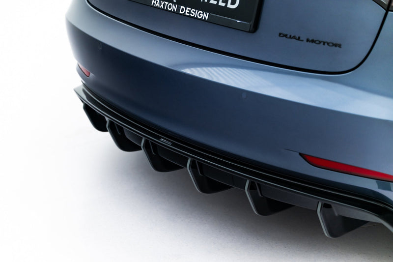 Maxton rear valance til Tesla Model 3 – billede 6 af 8