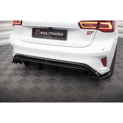 Maxton rear valance til Ford Focus Hatchback ST Mk4 – blank sort – billede 3 af 13