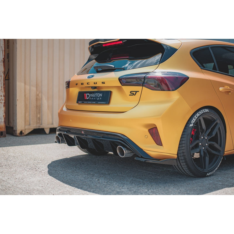 Maxton rear valance til Ford Focus Hatchback ST Mk4 – blank sort – billede 10 af 13