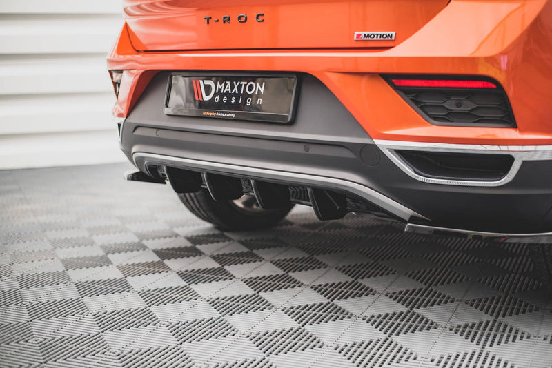 Maxton rear valance til Volkswagen T-Roc Mk1 – blank sort – billede 2 af 5