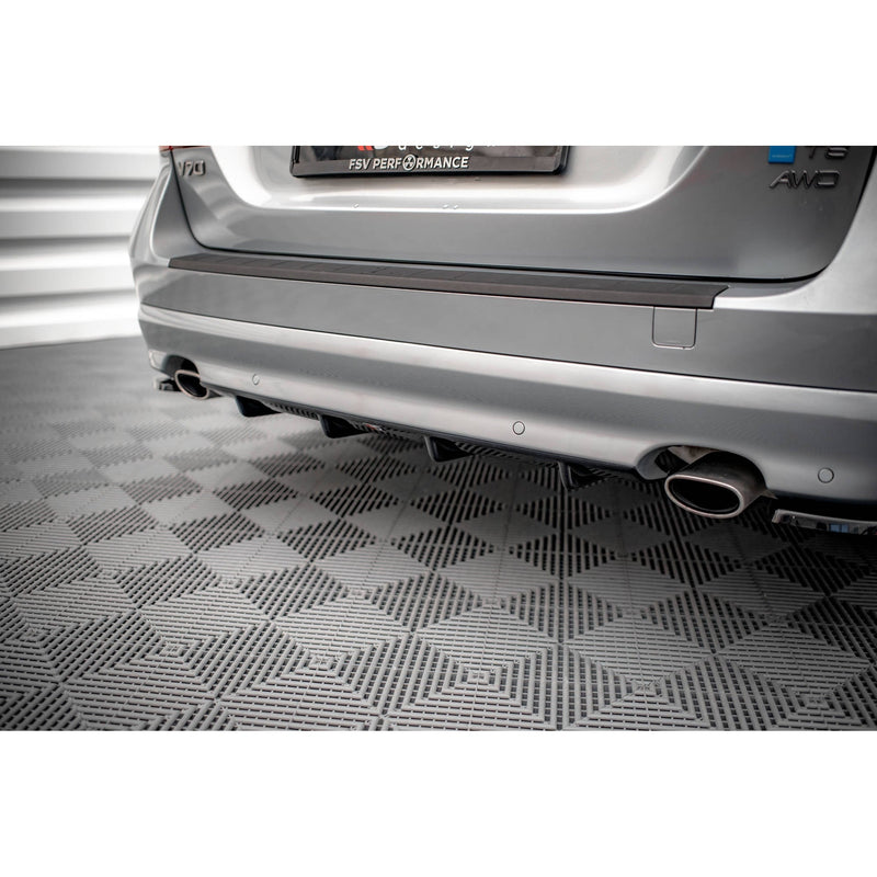 Maxton rear valance til Volvo V70 Mk3 – blank sort – billede 2 af 7