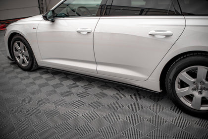 Maxton sideskørter til Audi A6 C8 – blank sort – billede 3 af 5