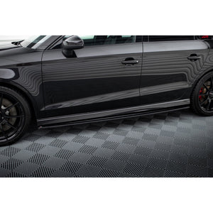 Maxton sideskørter til Audi RS3 Sedan 8V Facelift – blank sort – billede 1 af 3