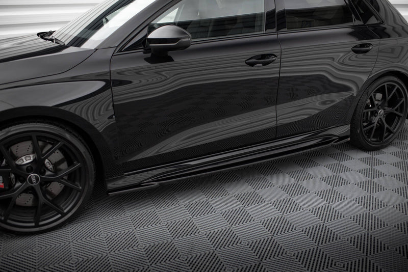Maxton sideskørter til Audi RS3 Sportback 8Y – blank sort – billede 1 af 5