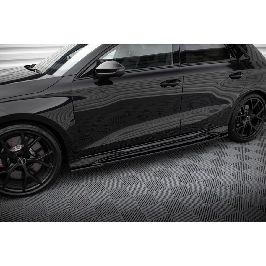 Maxton sideskørter til Audi RS3 Sportback 8Y – blank sort – billede 1 af 5