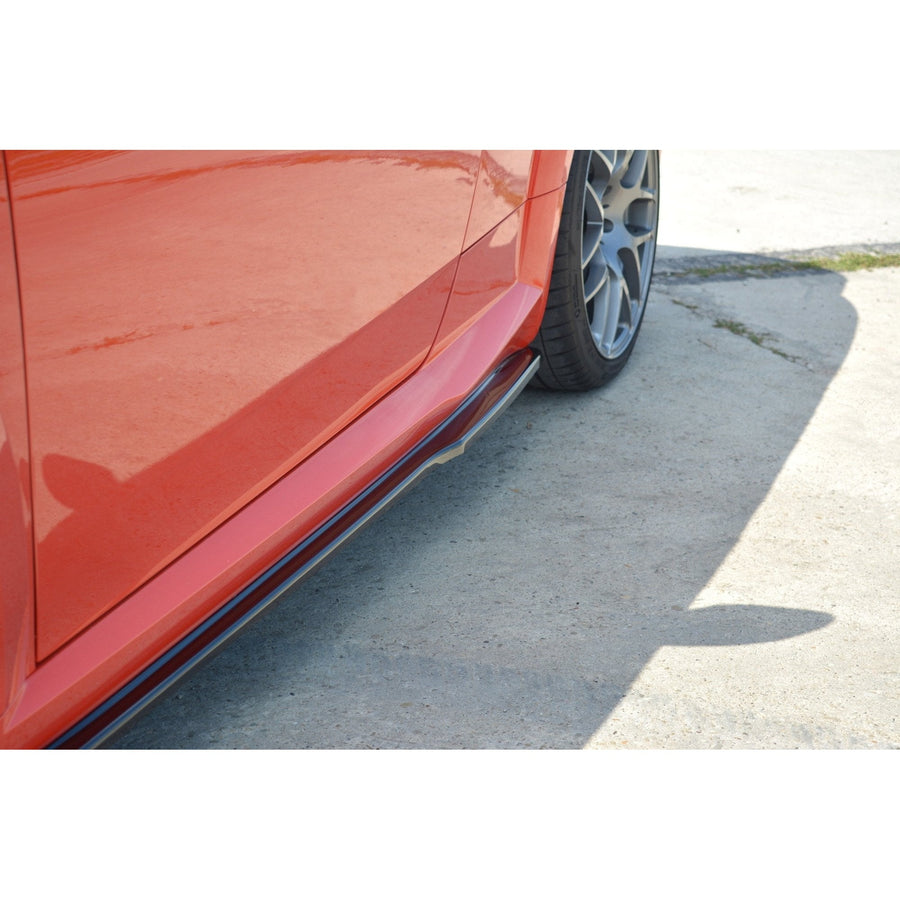 Maxton sideskørter til Audi TT RS 8S – blank sort – billede 1 af 6