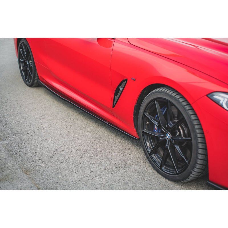 Maxton sideskørter til BMW 8 Coupe M-Pack G15 / M8 F92 – blank sort – billede 1 af 6