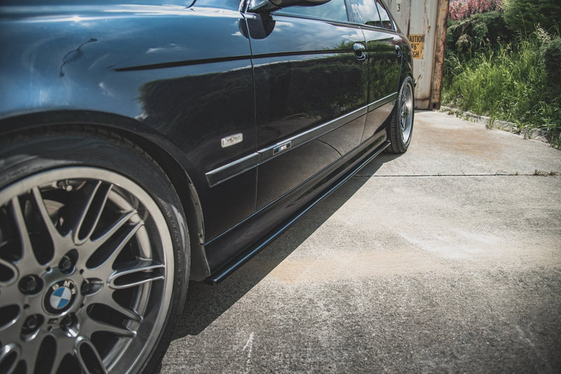Maxton sideskørter til BMW M5 / 5 M-Pack E39 – blank sort – billede 2 af 8