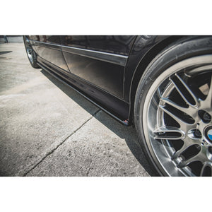 Maxton sideskørter til BMW M5 / 5 M-Pack E39 – blank sort – billede 4 af 8