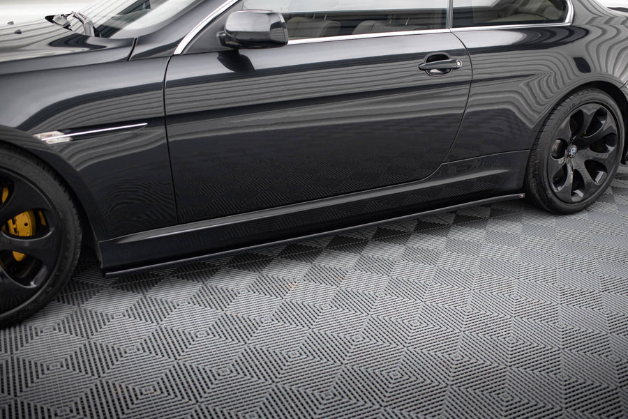 Maxton sideskørter til BMW M6 E63 – blank sort – billede 1 af 5