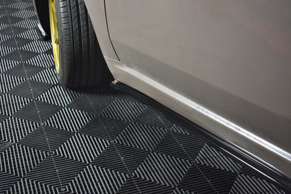 Maxton sideskørter til Fiat 500 – blank sort – billede 3 af 7