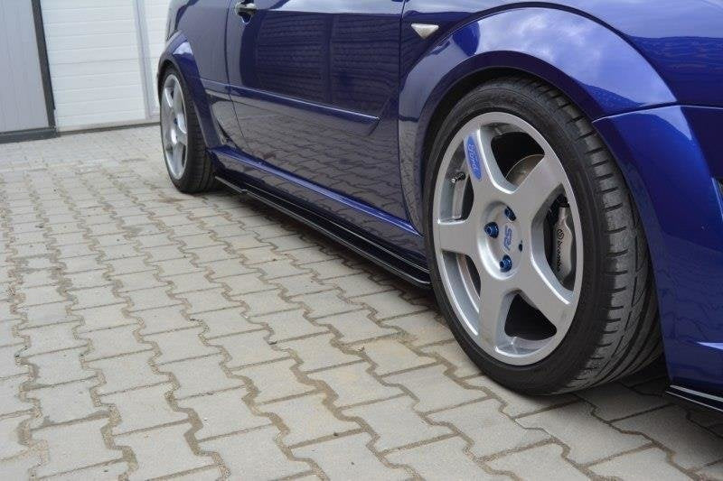 Maxton sideskørter til Ford Focus RS Mk1 – blank sort – billede 2 af 5