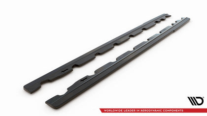 Maxton sideskørter til Ford Mustang Mk5 Facelift – blank sort – billede 5 af 6