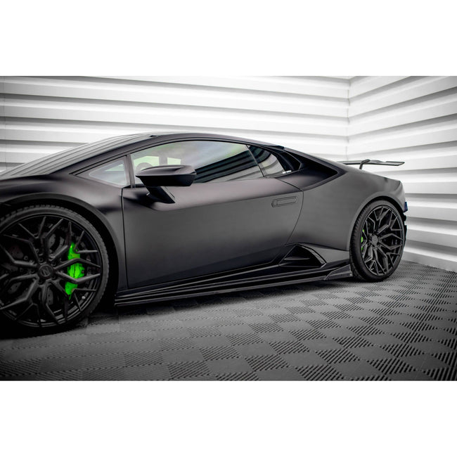 Maxton sideskørter til Lamborghini Huracan EVO – blank sort – billede 1 af 9