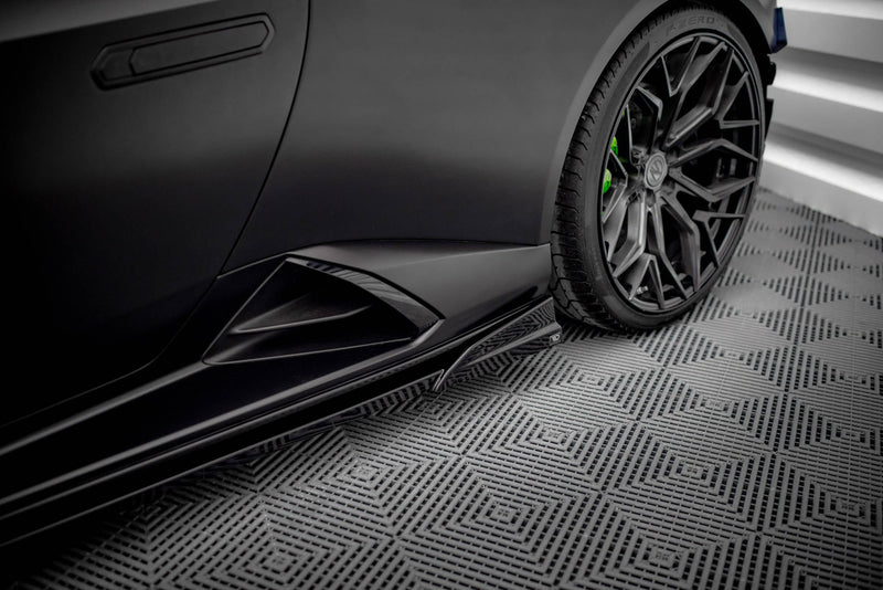 Maxton sideskørter til Lamborghini Huracan EVO – blank sort – billede 2 af 9